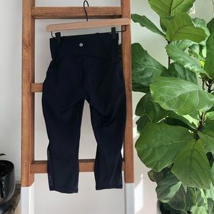 Lululemon Crop Leggings 17”